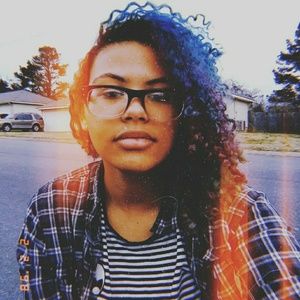 Meet your Posher, Cryslin